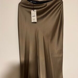 Zara Women's Midi Skirt - Gold Satin